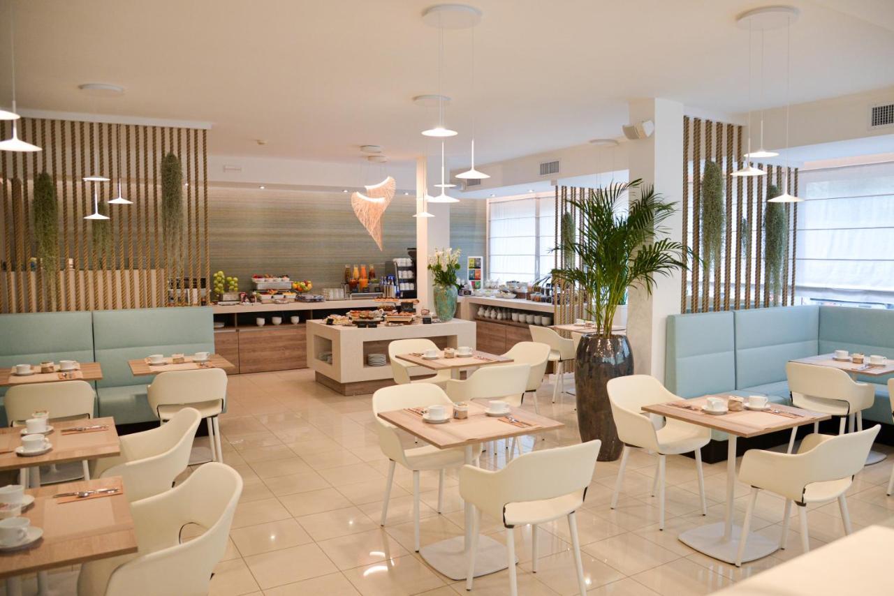 Hotel Renania Bibione Exterior foto